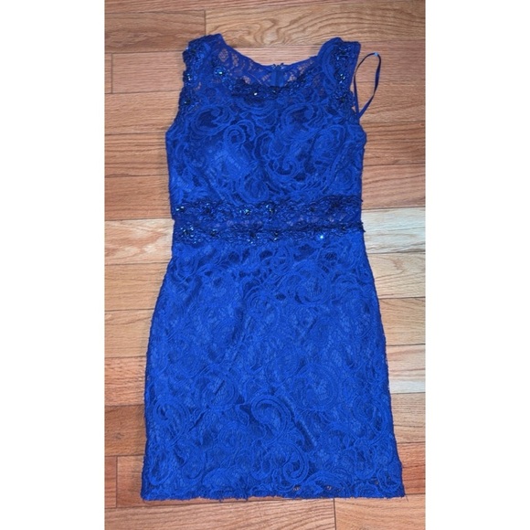 Elegant Blue Lace Dress - Picture 1 of 6